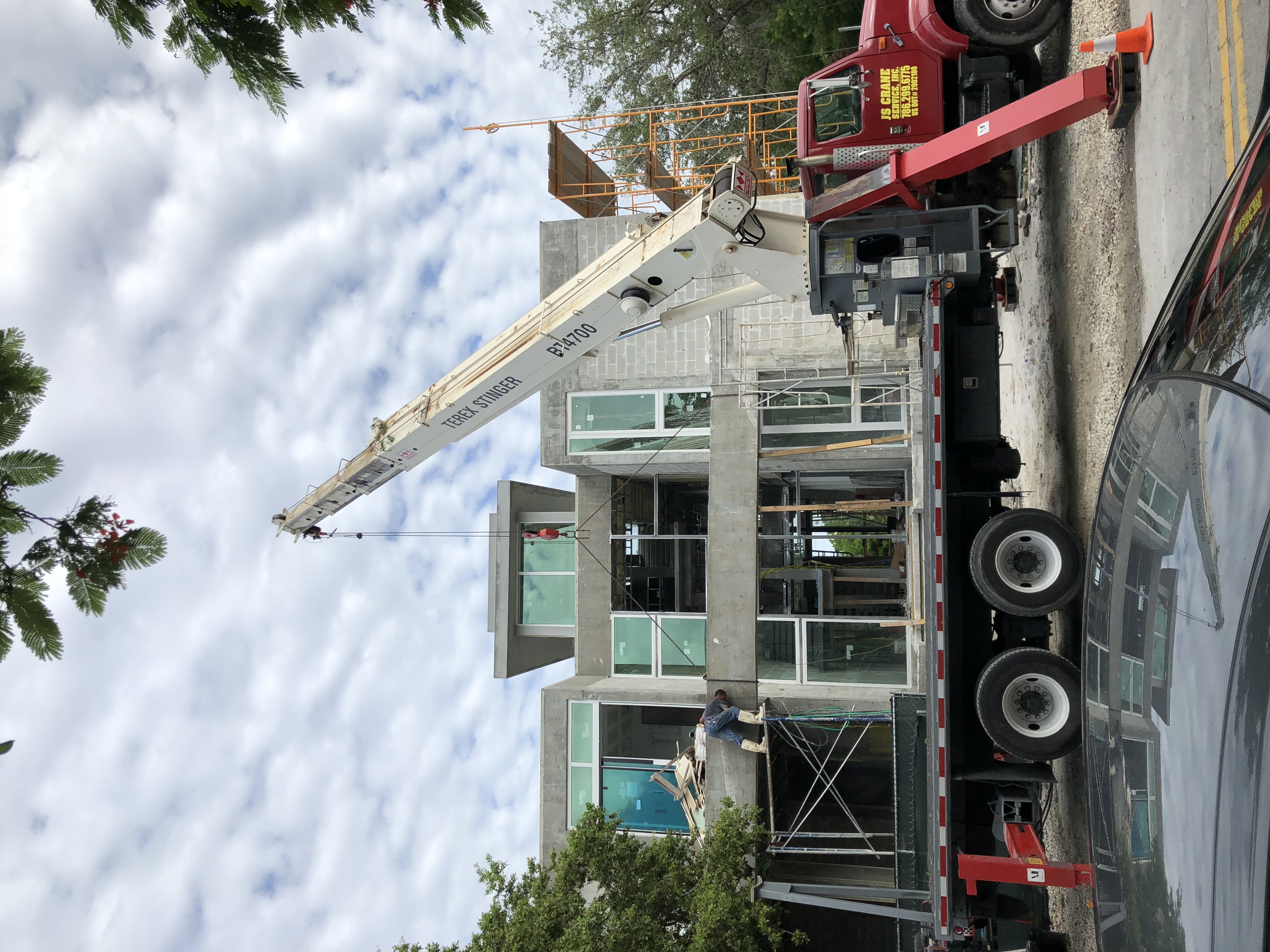 Block walls with scaffolding